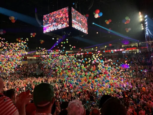 Fahrt zur Lachenden Kölnarena